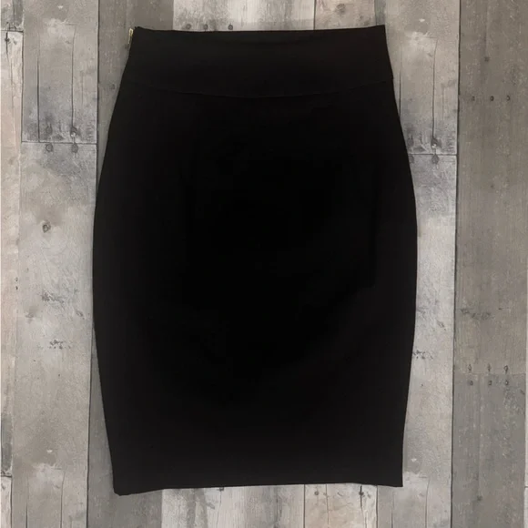 Express High Waist Chic Black Pencil Skirt with Gold Zipper - Picture 5 of 11